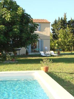 Holiday House in Le Thor (Vaucluse) or holiday homes and vacation rentals