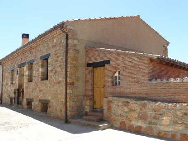 Holiday House in Espeja de San Marcelino (Soria) or holiday homes and vacation rentals