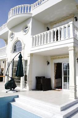 Holiday House in Belek (Antalya) or holiday homes and vacation rentals
