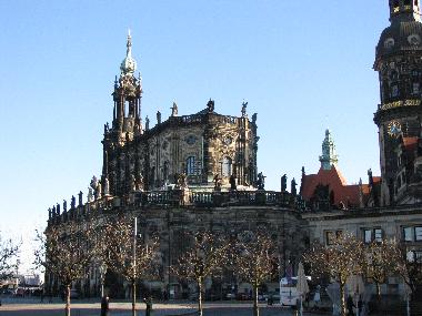 Holiday Apartment in Dresden (Schsisches Elbland) or holiday homes and vacation rentals