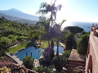 Holiday Apartment in La Matanza   (Teneriffa) or holiday homes and vacation rentals