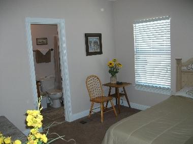 full bathroom in the second bedroom
