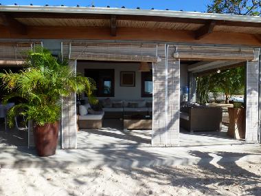 Holiday House in Roches Noires (Flacq) or holiday homes and vacation rentals