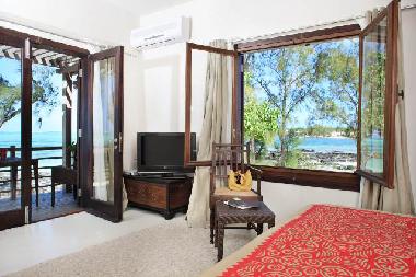 Holiday House in Roches Noires (Flacq) or holiday homes and vacation rentals