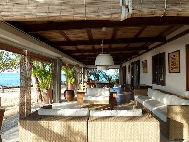 Holiday House in Roches Noires (Flacq) or holiday homes and vacation rentals