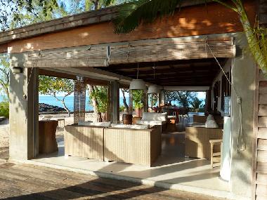 Holiday House in Roches Noires (Flacq) or holiday homes and vacation rentals