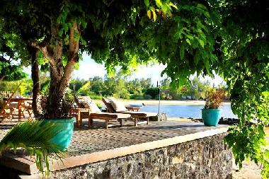 Holiday House in Roches Noires (Flacq) or holiday homes and vacation rentals