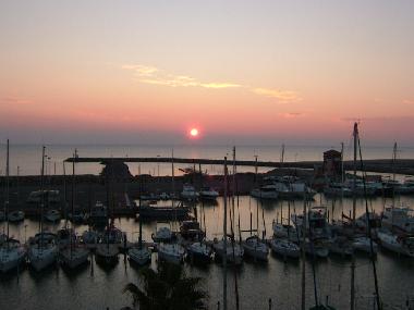 Holiday Apartment in Le Barcares (Pyr�n�es-Orientales) or holiday homes and vacation rentals