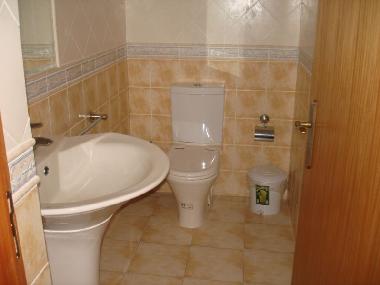 Bathroom1