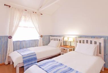 Twin beds Captain
