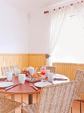Separate dining room
