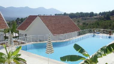 Kusadasi Villa - Pool view
