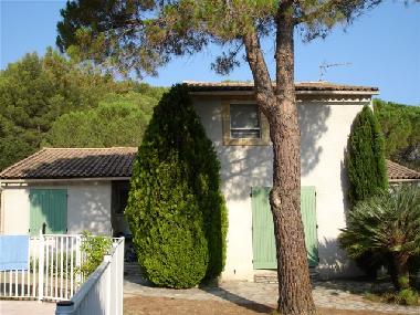 Holiday Apartment in vauvert (Gard) or holiday homes and vacation rentals