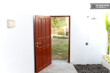 Mountain Breeze Villa - Outdoor shower