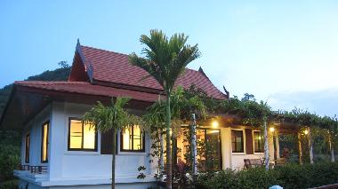Mountain Breeze Villa - Evening photo