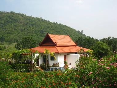 Mountain Breeze Villa - Embedded in greenery