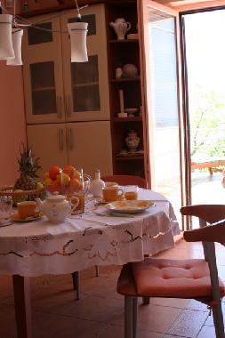 Holiday House in Podstrana gornja (Splitsko-Dalmatinska) or holiday homes and vacation rentals