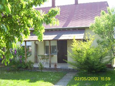 Holiday House in Fornadpuszta (Tolna) or holiday homes and vacation rentals