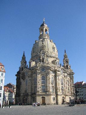 Holiday Apartment in Dresden (Schsisches Elbland) or holiday homes and vacation rentals