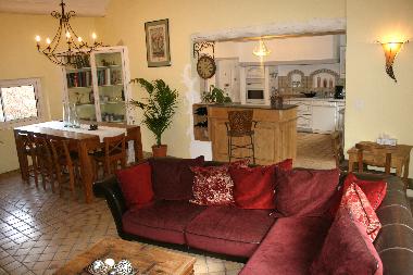 Holiday House in pujaut (Gard) or holiday homes and vacation rentals