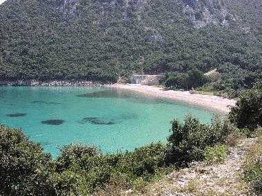 Nearby beach of Divna - Charter a sailboat with a skipper for a day trip to Divna