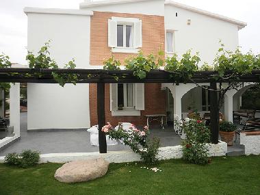 Holiday House in Pula (Perd  Sali) (Cagliari) or holiday homes and vacation rentals