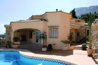 Villa in Denia (Alicante / Alacant) or holiday homes and vacation rentals