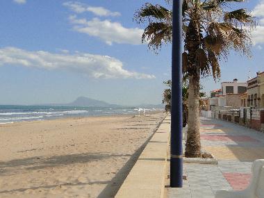 Miramar beach - very tranquil - come and relax!