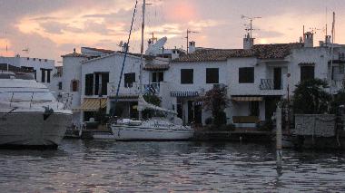 Holiday Apartment in Empuriabrava (Girona) or holiday homes and vacation rentals