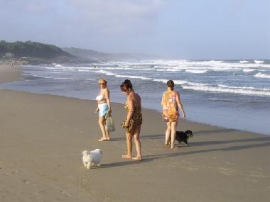 long lonely beaches everywhere, here Marina Beach