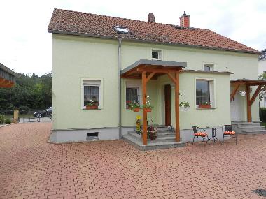 Holiday Apartment in Dresden (Schsisches Elbland) or holiday homes and vacation rentals