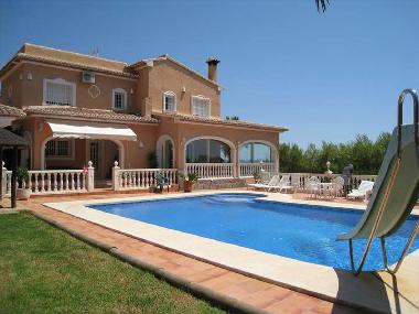 Villa in Calpe (Alicante / Alacant) or holiday homes and vacation rentals