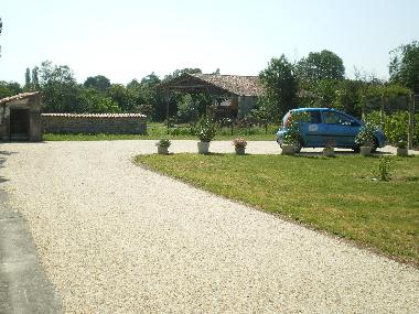 Bed and Breakfast in Verdille (Charente) or holiday homes and vacation rentals