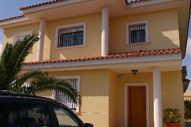 Chalet in San Vicente del Raspeig (Alicante / Alacant) or holiday homes and vacation rentals