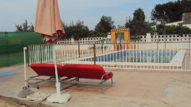 Chalet in Pobla de Vallbona (Valencia / Val�ncia) or holiday homes and vacation rentals