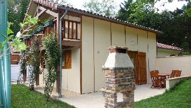 Chalet in Saint-Grons (Cantal) or holiday homes and vacation rentals