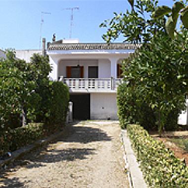 Bed and Breakfast in  (Lecce) or holiday homes and vacation rentals