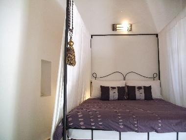 Iron 4 Poster Bedroom