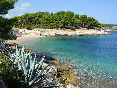 Grandovac beach, 30 min on foot