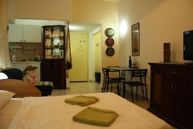 S type - Family Studio for parents & adult child (2+1) - (DBL & EXT. BED).