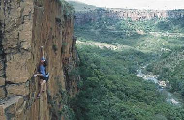 Mountain climbing in Oribi Gorge