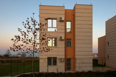 Holiday House in Oasis (Burgas) or holiday homes and vacation rentals