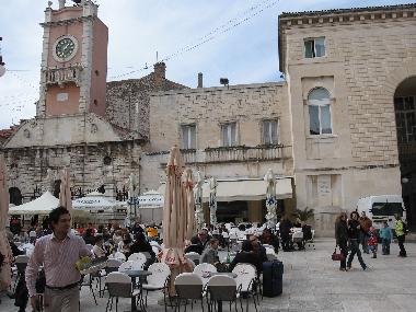 Holiday House in Vrsi (Zadarska) or holiday homes and vacation rentals