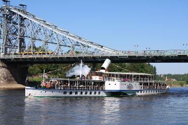 Holiday Apartment in Dresden (Schsisches Burgen-/ Heideland) or holiday homes and vacation rentals