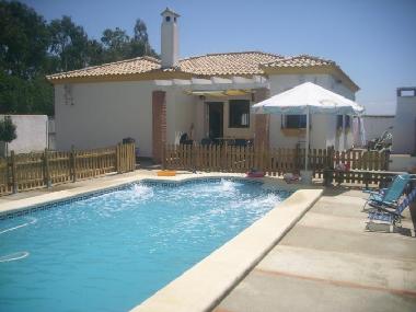 Chalet in Chiclana de la Frontera (C�diz) or holiday homes and vacation rentals