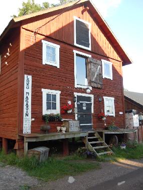 Lov Magasin. Our local coffe shop and shop in the village