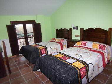 Hotel in SAN ESTEBAN DE GORMAZ (Soria) or holiday homes and vacation rentals