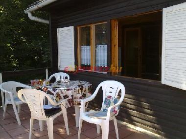 Holiday House in B�kkszentkereszt (Borsod-Abauj-Zemplen) or holiday homes and vacation rentals