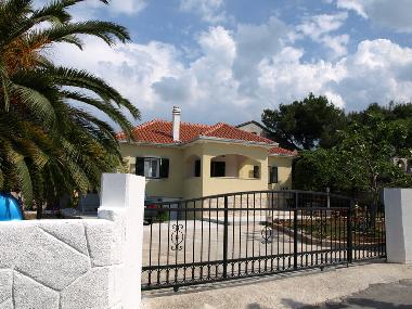 Holiday Apartment in Supetar (Splitsko-Dalmatinska) or holiday homes and vacation rentals