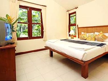 Villa in Rawai Beach (Phuket) or holiday homes and vacation rentals